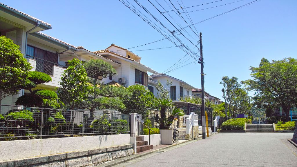 契約前に「道路族予備軍」を見抜く方法：区画や構造上「溜まりやすいか」どうか